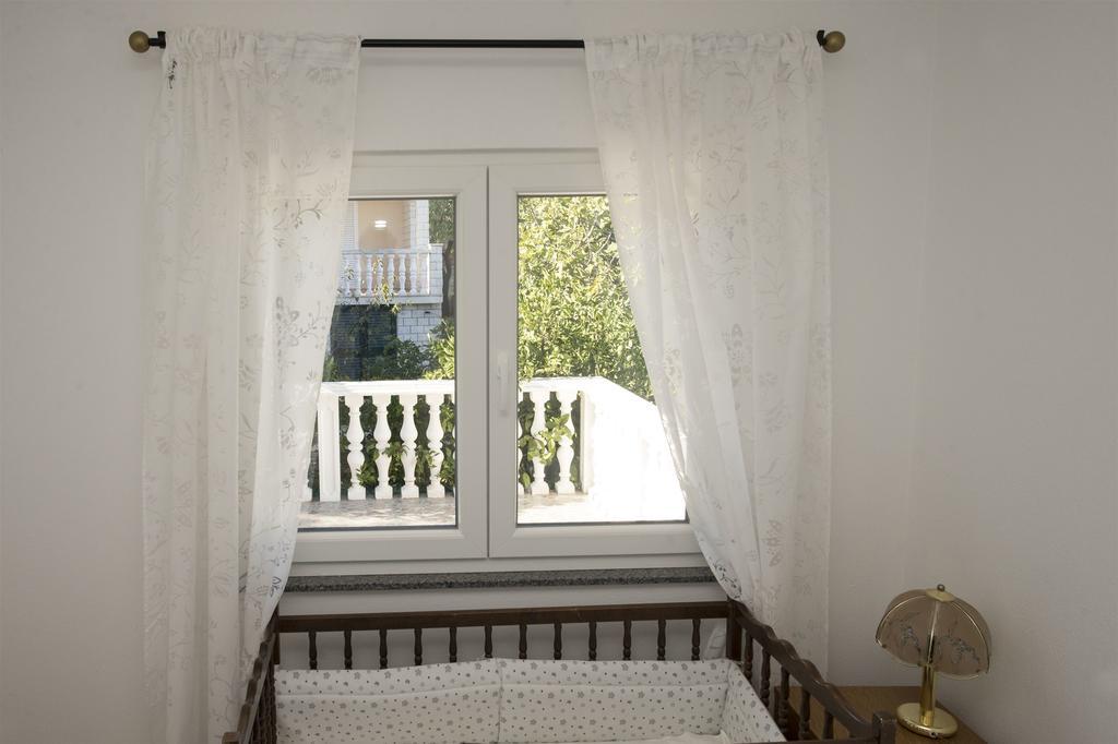 Apartment Jure 斯拉汀 外观 照片